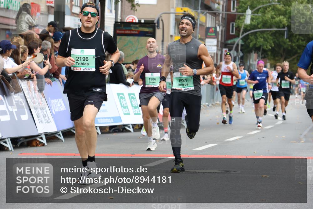 21.09.2025 - PSD Bank Halbmarathon Strokosch-Dieckow http://msf.ph/oto/8944181 21.09.2025 11:44:01 Ziel 1091, 1146, 1621, 1757, 1981, 1986, 2081, 2196, 2294, 2350, 2460 meine-sportfotos.de