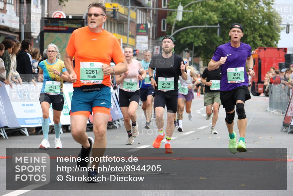 21.09.2025 - PSD Bank Halbmarathon Strokosch-Dieckow http://msf.ph/oto/8944205 21.09.2025 11:45:39 Ziel 1041, 1049, 1534, 2117, 2261, 2292, 2409, 2422, 2483, 2939, 3173 meine-sportfotos.de