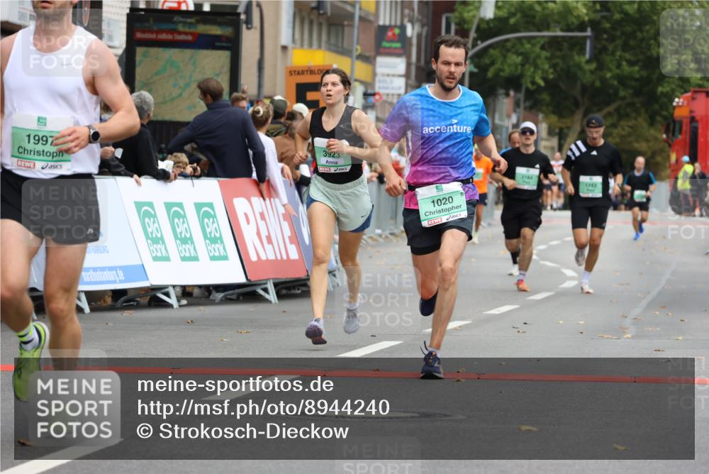 21.09.2025 - PSD Bank Halbmarathon Strokosch-Dieckow http://msf.ph/oto/8944240 21.09.2025 11:44:20 Ziel 1020, 1329, 1743, 1966, 1997, 2173, 2184, 2386, 3023, 3923, 4057 meine-sportfotos.de