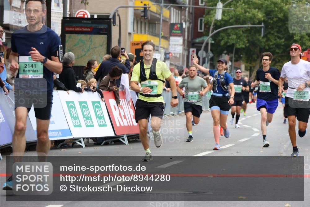 21.09.2025 - PSD Bank Halbmarathon Strokosch-Dieckow http://msf.ph/oto/8944280 21.09.2025 11:46:04 Ziel 1751, 2129, 2141, 2229, 2235 meine-sportfotos.de
