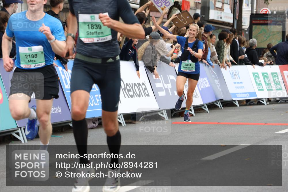 21.09.2025 - PSD Bank Halbmarathon Strokosch-Dieckow http://msf.ph/oto/8944281 21.09.2025 11:44:31 Ziel 1743, 1798, 1839, 2184, 2188, 2351, 3923 meine-sportfotos.de
