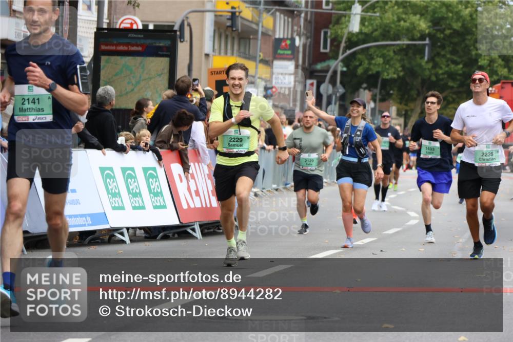 21.09.2025 - PSD Bank Halbmarathon Strokosch-Dieckow http://msf.ph/oto/8944282 21.09.2025 11:46:04 Ziel 1751, 2129, 2141, 2229, 2235 meine-sportfotos.de
