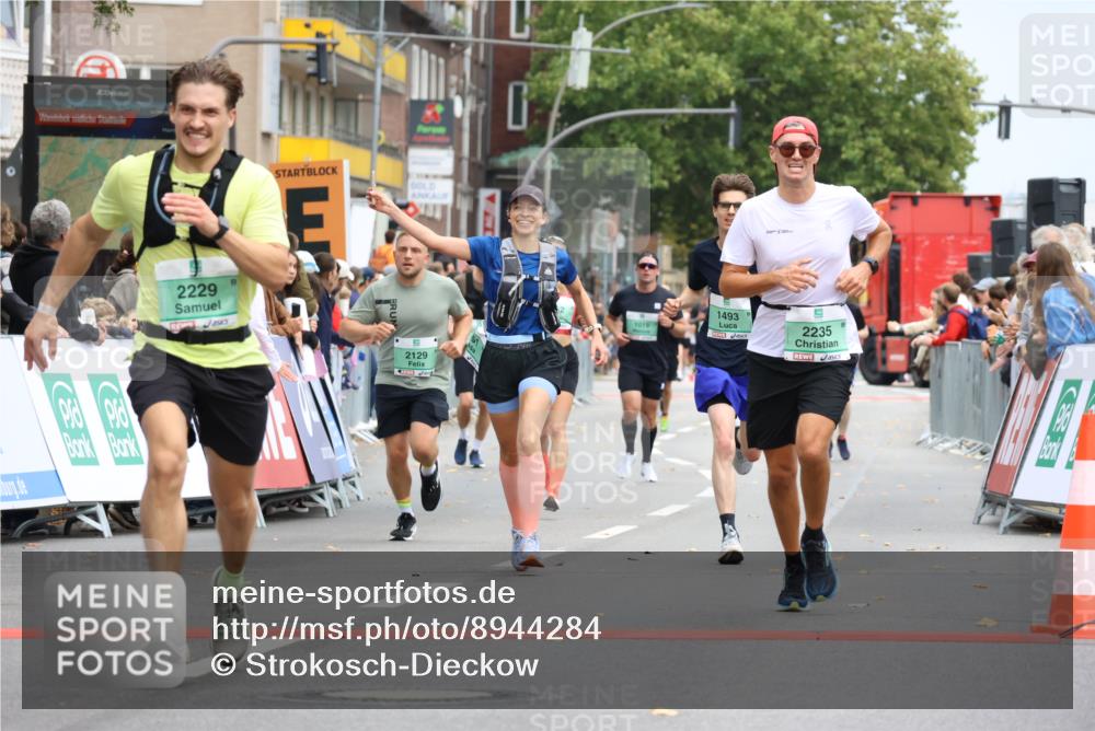 21.09.2025 - PSD Bank Halbmarathon Strokosch-Dieckow http://msf.ph/oto/8944284 21.09.2025 11:46:06 Ziel 1062, 1751, 2129, 2141, 2229, 2235 meine-sportfotos.de
