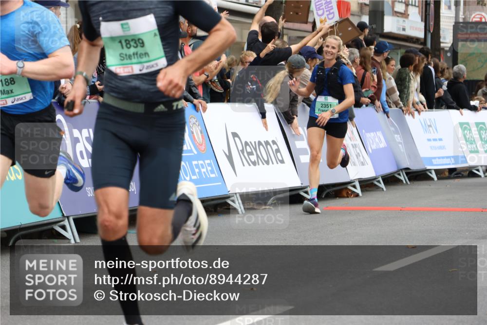 21.09.2025 - PSD Bank Halbmarathon Strokosch-Dieckow http://msf.ph/oto/8944287 21.09.2025 11:44:31 Ziel 1743, 1798, 1839, 2184, 2188, 2351, 3923 meine-sportfotos.de