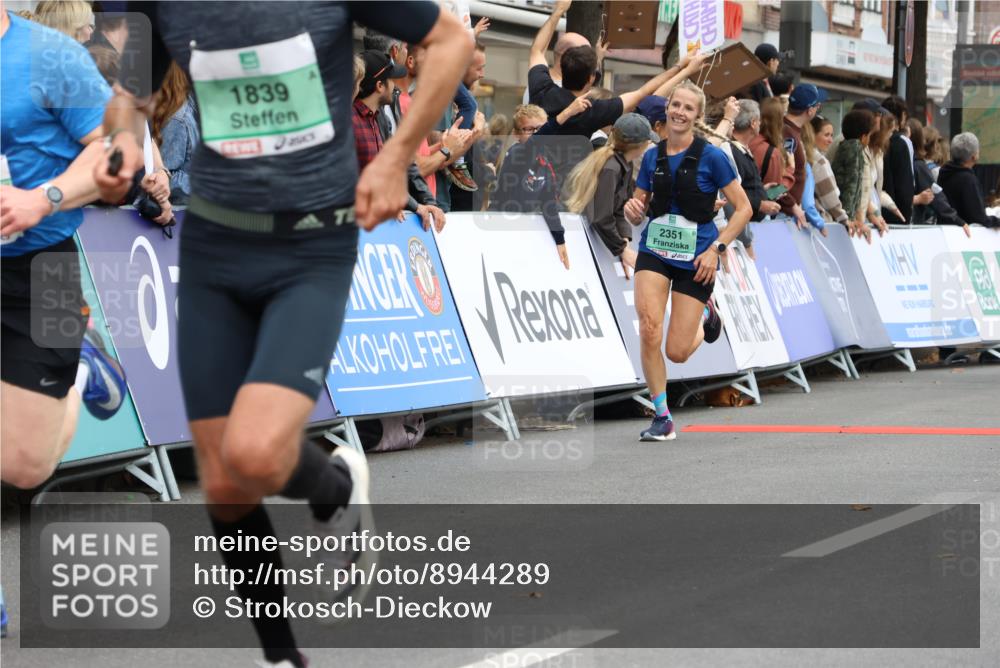 21.09.2025 - PSD Bank Halbmarathon Strokosch-Dieckow http://msf.ph/oto/8944289 21.09.2025 11:44:31 Ziel 1743, 1798, 1839, 2184, 2188, 2351, 3923 meine-sportfotos.de