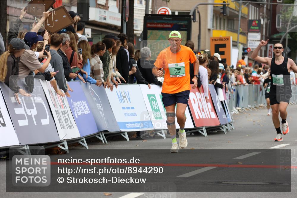21.09.2025 - PSD Bank Halbmarathon Strokosch-Dieckow http://msf.ph/oto/8944290 21.09.2025 11:44:34 Ziel 1743, 1798, 1839, 2184, 2188, 2303, 2308, 2351 meine-sportfotos.de