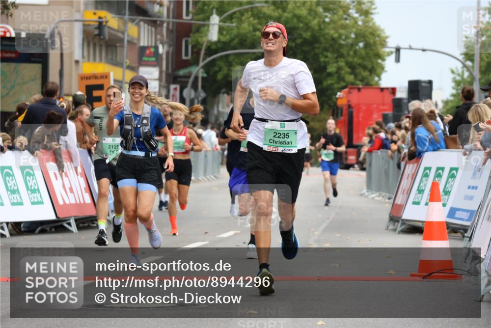 21.09.2025 - PSD Bank Halbmarathon Strokosch-Dieckow http://msf.ph/oto/8944296 21.09.2025 11:46:07 Ziel 1062, 1751, 2129, 2141, 2229, 2235 meine-sportfotos.de