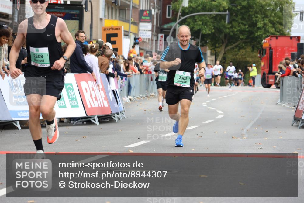 21.09.2025 - PSD Bank Halbmarathon Strokosch-Dieckow http://msf.ph/oto/8944307 21.09.2025 11:44:38 Ziel 1798, 1839, 2188, 2303, 2308, 2351 meine-sportfotos.de