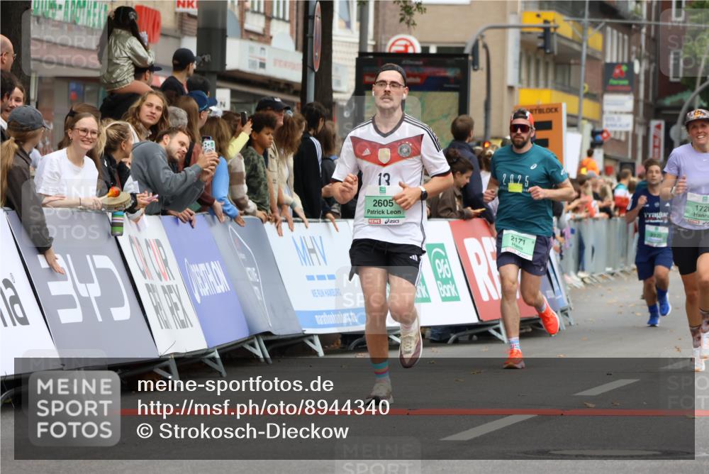21.09.2025 - PSD Bank Halbmarathon Strokosch-Dieckow http://msf.ph/oto/8944340 21.09.2025 11:44:54 Ziel 1554, 1728, 2171, 2605 meine-sportfotos.de