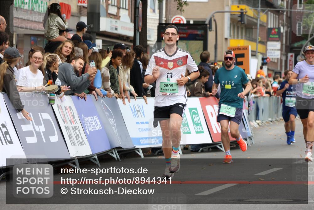 21.09.2025 - PSD Bank Halbmarathon Strokosch-Dieckow http://msf.ph/oto/8944341 21.09.2025 11:44:54 Ziel 1554, 1728, 2171, 2605 meine-sportfotos.de