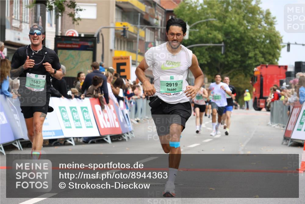 21.09.2025 - PSD Bank Halbmarathon Strokosch-Dieckow http://msf.ph/oto/8944363 21.09.2025 11:46:33 Ziel 1321, 1583, 2112, 2391, 2791, 2919 meine-sportfotos.de