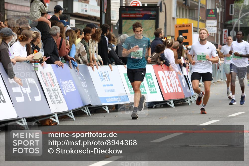 21.09.2025 - PSD Bank Halbmarathon Strokosch-Dieckow http://msf.ph/oto/8944368 21.09.2025 11:45:03 Ziel 1722, 1728, 1774, 1958, 2171, 2501, 2605, 3925 meine-sportfotos.de