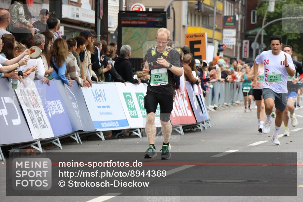21.09.2025 - PSD Bank Halbmarathon Strokosch-Dieckow http://msf.ph/oto/8944369 21.09.2025 11:46:36 Ziel 1321, 1583, 2112, 2155, 2391, 2657, 2919 meine-sportfotos.de