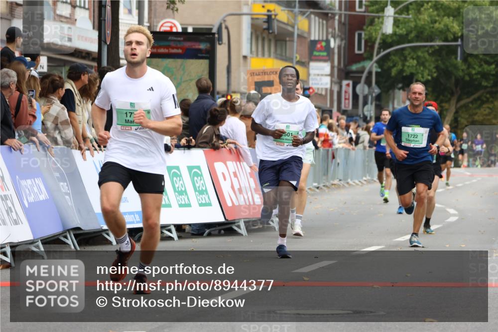 21.09.2025 - PSD Bank Halbmarathon Strokosch-Dieckow http://msf.ph/oto/8944377 21.09.2025 11:45:06 Ziel 1123, 1722, 1728, 1774, 1958, 2136, 2171, 2501, 3925 meine-sportfotos.de