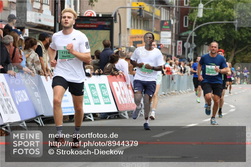 21.09.2025 - PSD Bank Halbmarathon Strokosch-Dieckow http://msf.ph/oto/8944379 21.09.2025 11:45:06 Ziel 1123, 1722, 1728, 1774, 1958, 2136, 2171, 2501, 3925 meine-sportfotos.de