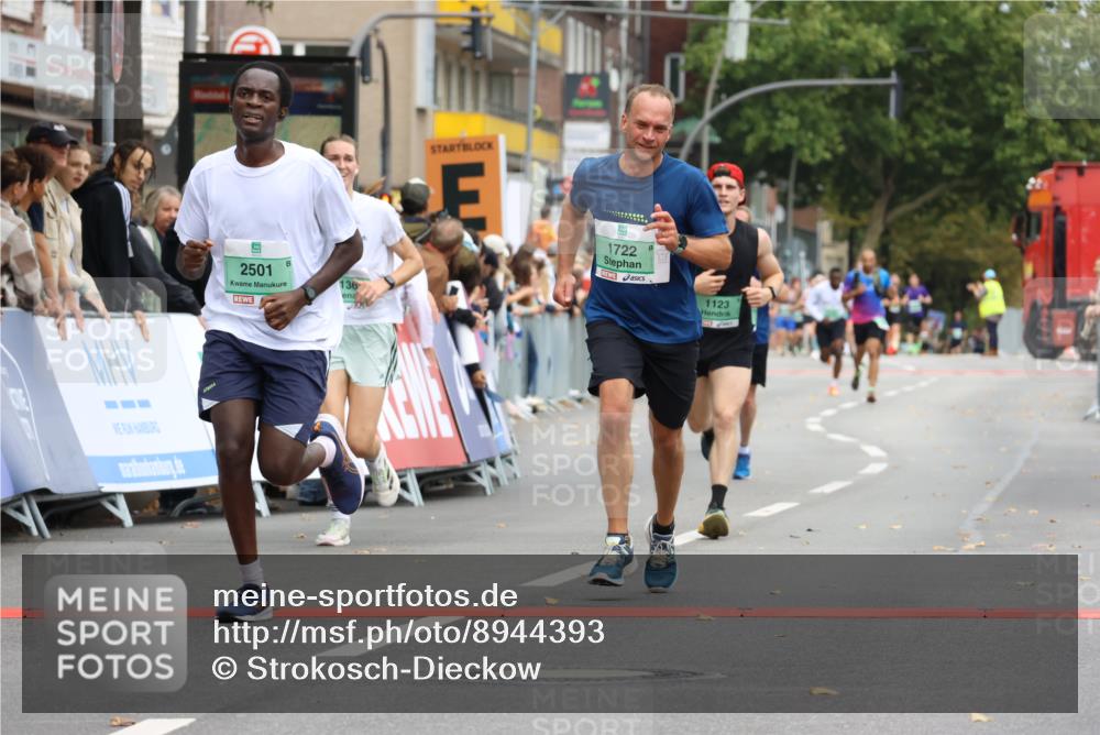 21.09.2025 - PSD Bank Halbmarathon Strokosch-Dieckow http://msf.ph/oto/8944393 21.09.2025 11:45:08 Ziel 1123, 1722, 1774, 1958, 2136, 2501, 3024, 3925 meine-sportfotos.de