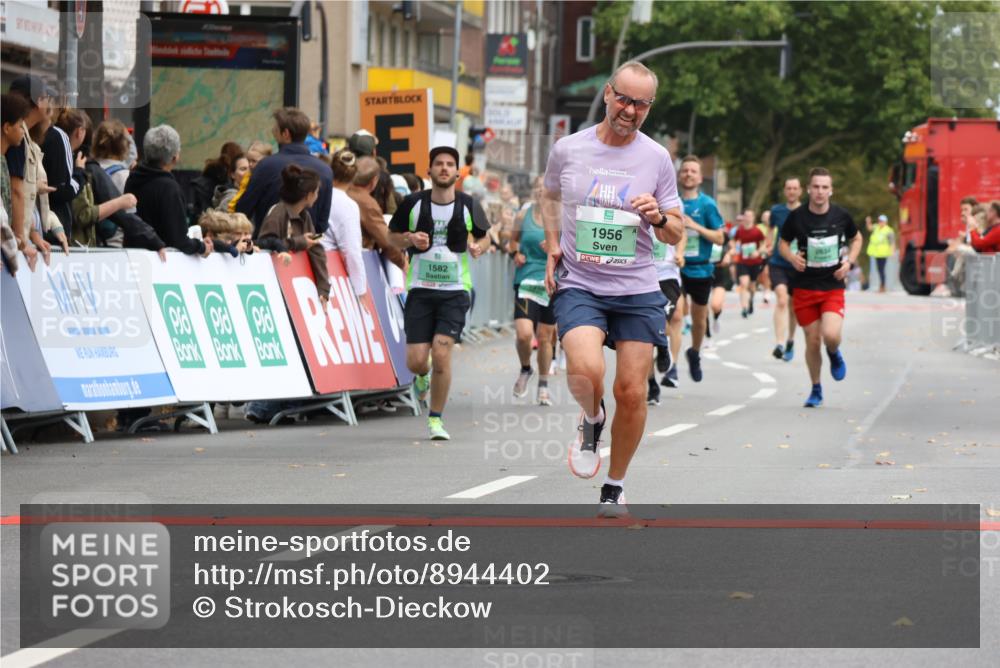 21.09.2025 - PSD Bank Halbmarathon Strokosch-Dieckow http://msf.ph/oto/8944402 21.09.2025 11:46:43 Ziel 1582, 1601, 1956, 2112, 2155, 2391, 2634, 2657, 3102 meine-sportfotos.de