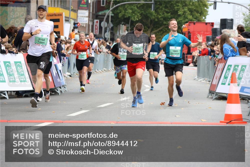 21.09.2025 - PSD Bank Halbmarathon Strokosch-Dieckow http://msf.ph/oto/8944412 21.09.2025 11:46:47 Ziel 1465, 1582, 1601, 1810, 1956, 2112, 2155, 2391, 2634, 2657, 3102 meine-sportfotos.de