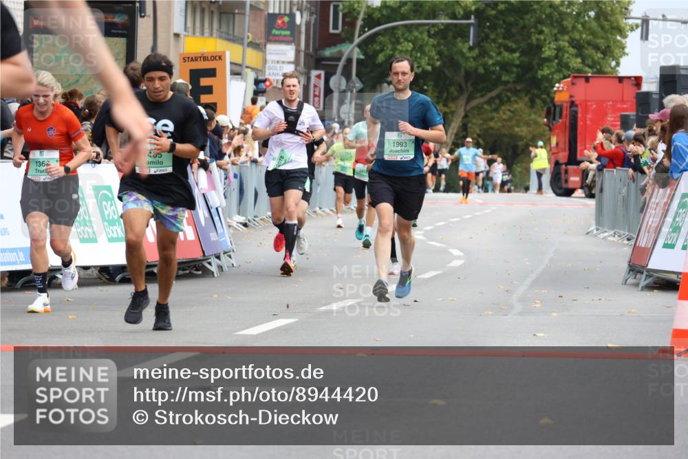 21.09.2025 - PSD Bank Halbmarathon Strokosch-Dieckow http://msf.ph/oto/8944420 21.09.2025 11:46:51 Ziel 1368, 1465, 1582, 1601, 1810, 1956, 1993, 2078, 2155, 2634, 3102 meine-sportfotos.de