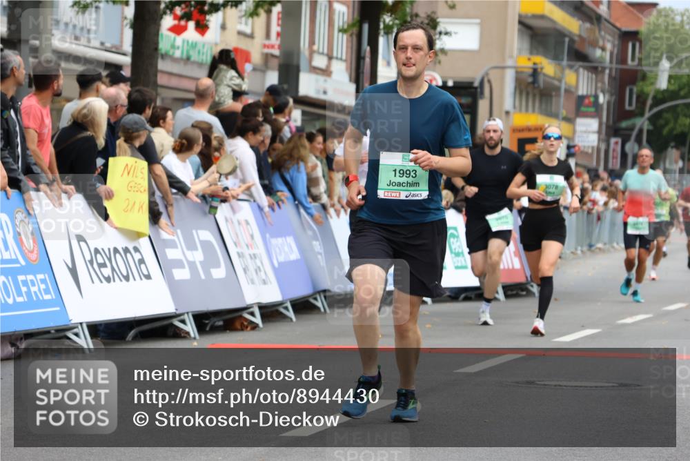 21.09.2025 - PSD Bank Halbmarathon Strokosch-Dieckow http://msf.ph/oto/8944430 21.09.2025 11:46:56 Ziel 1368, 1465, 1582, 1601, 1810, 1993, 2070, 2078, 2478, 2634, 3078, 3102 meine-sportfotos.de