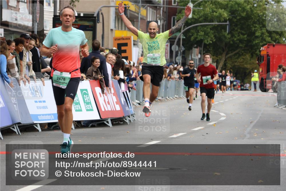 21.09.2025 - PSD Bank Halbmarathon Strokosch-Dieckow http://msf.ph/oto/8944441 21.09.2025 11:47:01 Ziel 1368, 1465, 1965, 1993, 2070, 2078, 2478, 3078 meine-sportfotos.de