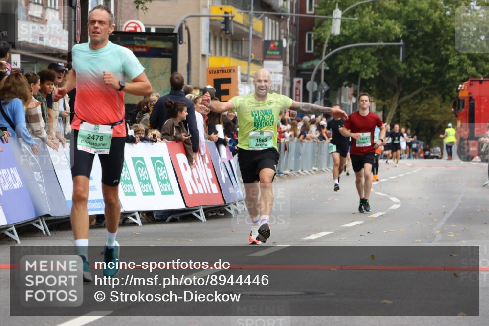 21.09.2025 - PSD Bank Halbmarathon Strokosch-Dieckow http://msf.ph/oto/8944446 21.09.2025 11:47:01 Ziel 1368, 1465, 1965, 1993, 2070, 2078, 2478, 3078 meine-sportfotos.de