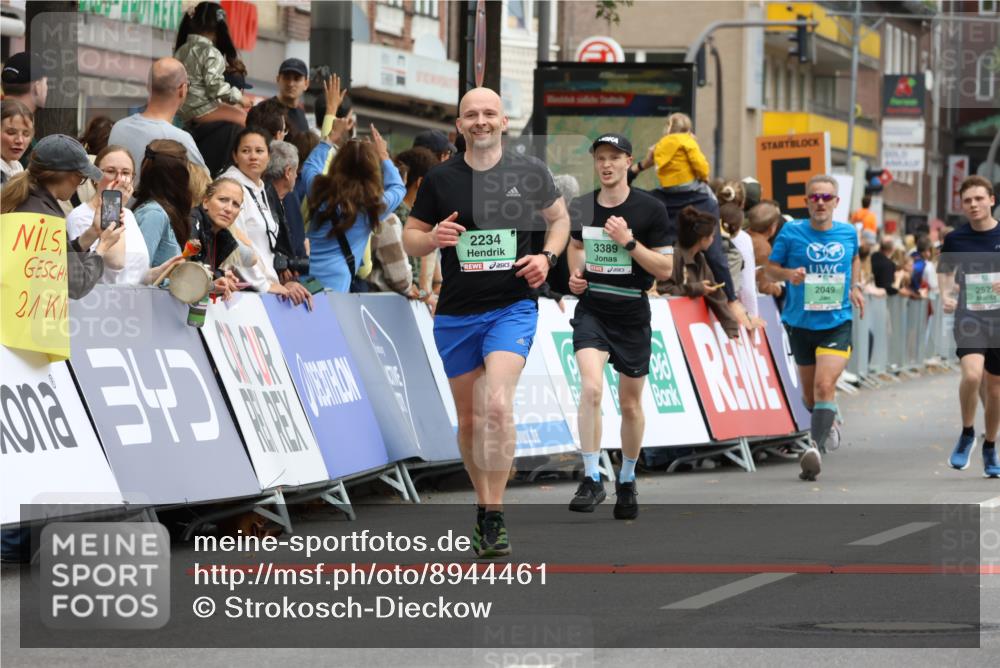 21.09.2025 - PSD Bank Halbmarathon Strokosch-Dieckow http://msf.ph/oto/8944461 21.09.2025 11:47:23 Ziel 1164, 1401, 1530, 2049, 2234, 2522, 3389 meine-sportfotos.de
