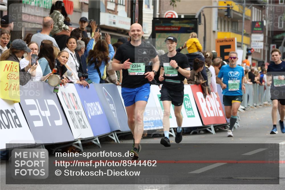 21.09.2025 - PSD Bank Halbmarathon Strokosch-Dieckow http://msf.ph/oto/8944462 21.09.2025 11:47:23 Ziel 1164, 1401, 1530, 2049, 2234, 2522, 3389 meine-sportfotos.de