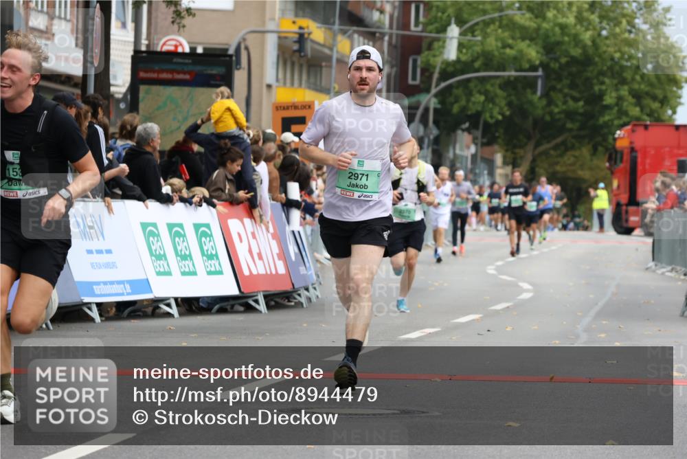 21.09.2025 - PSD Bank Halbmarathon Strokosch-Dieckow http://msf.ph/oto/8944479 21.09.2025 11:47:30 Ziel 1164, 1530, 2049, 2234, 2522, 2570, 2971, 3389 meine-sportfotos.de