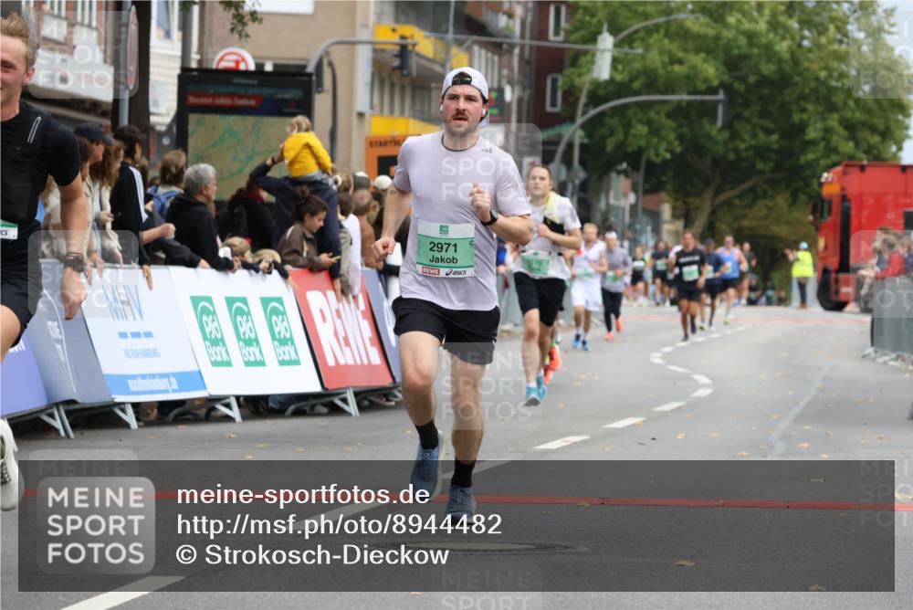 21.09.2025 - PSD Bank Halbmarathon Strokosch-Dieckow http://msf.ph/oto/8944482 21.09.2025 11:47:30 Ziel 1164, 1530, 2049, 2234, 2522, 2570, 2971, 3389 meine-sportfotos.de