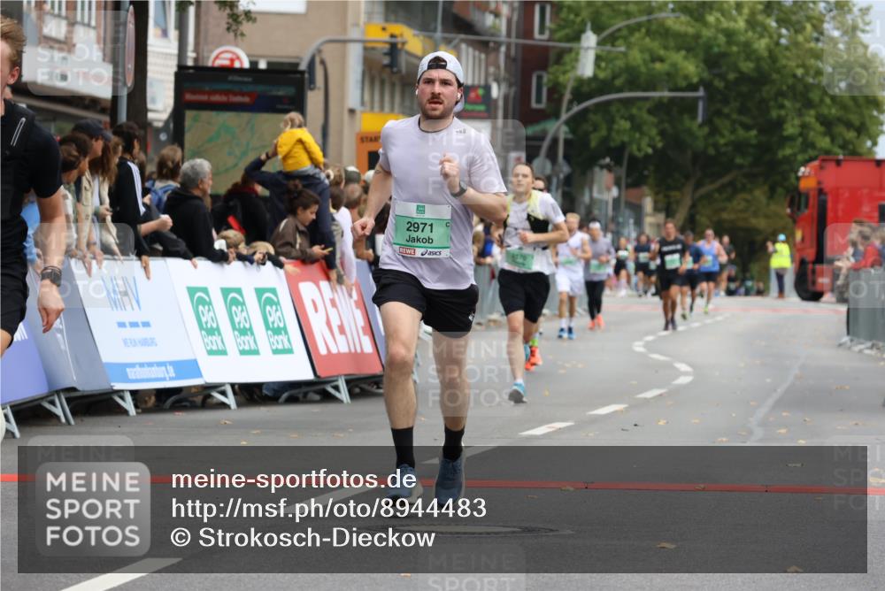 21.09.2025 - PSD Bank Halbmarathon Strokosch-Dieckow http://msf.ph/oto/8944483 21.09.2025 11:47:30 Ziel 1164, 1530, 2049, 2234, 2522, 2570, 2971, 3389 meine-sportfotos.de