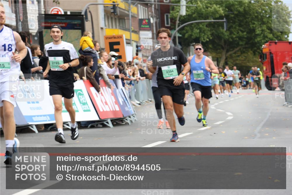 21.09.2025 - PSD Bank Halbmarathon Strokosch-Dieckow http://msf.ph/oto/8944505 21.09.2025 11:47:46 Ziel 1962, 2193, 2276, 2394, 2725 meine-sportfotos.de