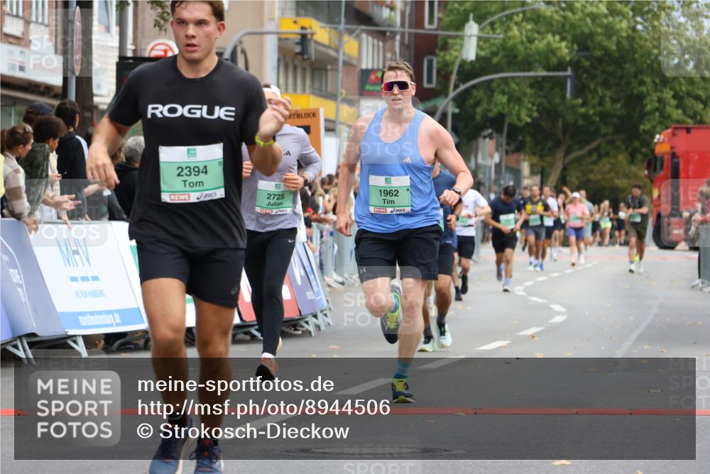 21.09.2025 - PSD Bank Halbmarathon Strokosch-Dieckow http://msf.ph/oto/8944506 21.09.2025 11:47:50 Ziel 1962, 2193, 2233, 2394, 2725 meine-sportfotos.de