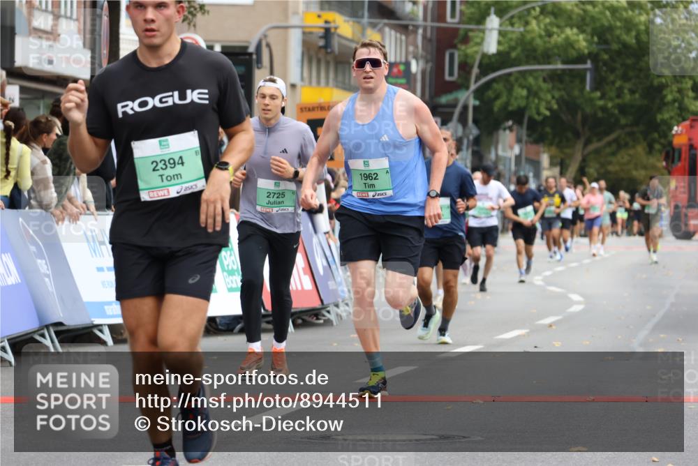 21.09.2025 - PSD Bank Halbmarathon Strokosch-Dieckow http://msf.ph/oto/8944511 21.09.2025 11:47:50 Ziel 1962, 2193, 2233, 2394, 2725 meine-sportfotos.de
