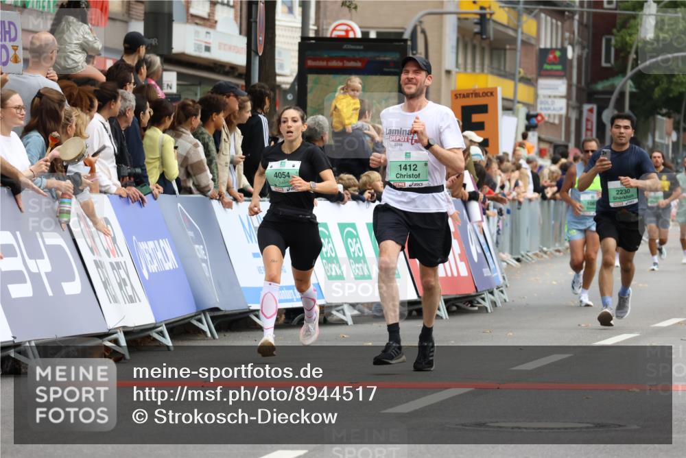 21.09.2025 - PSD Bank Halbmarathon Strokosch-Dieckow http://msf.ph/oto/8944517 21.09.2025 11:48:00 Ziel 1067, 1081, 1412, 1962, 2230, 2233, 2725, 4054 meine-sportfotos.de