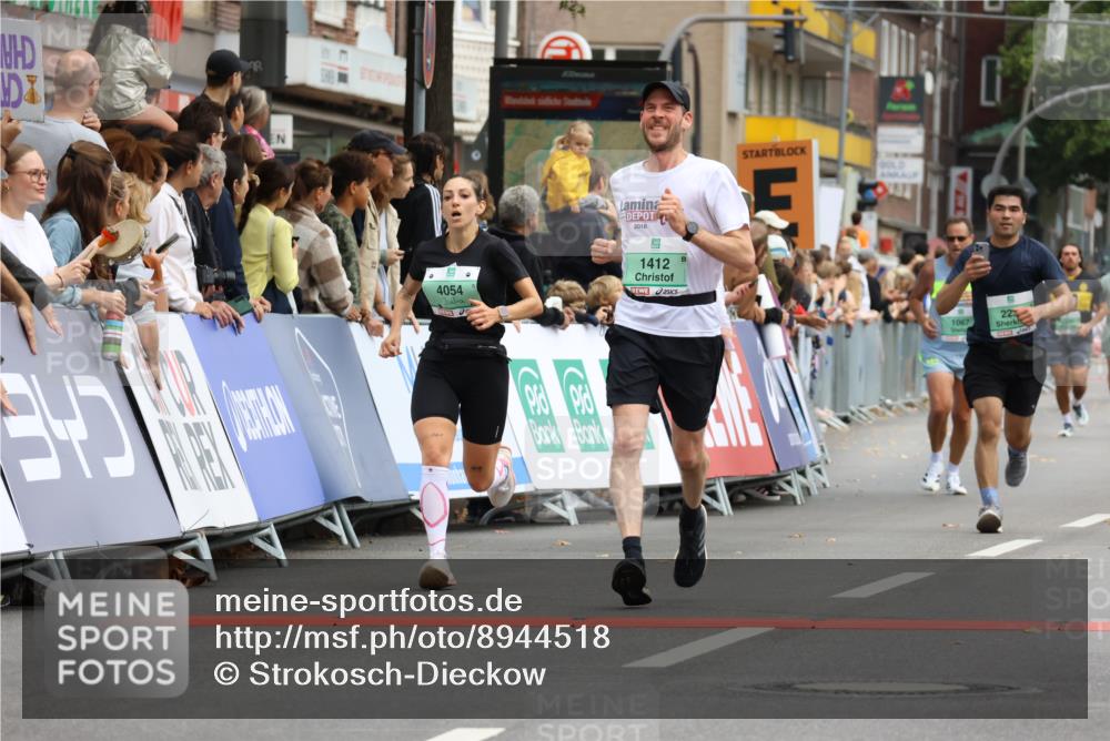 21.09.2025 - PSD Bank Halbmarathon Strokosch-Dieckow http://msf.ph/oto/8944518 21.09.2025 11:48:00 Ziel 1067, 1081, 1412, 1962, 2230, 2233, 2725, 4054 meine-sportfotos.de