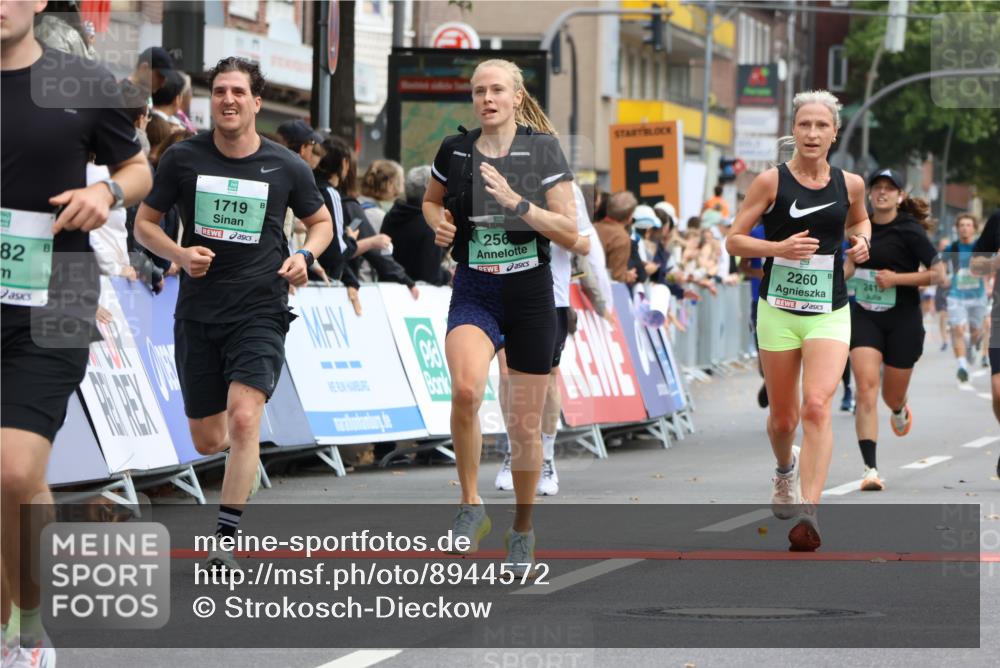 21.09.2025 - PSD Bank Halbmarathon Strokosch-Dieckow http://msf.ph/oto/8944572 21.09.2025 11:48:35 Ziel 1234, 1719, 2182, 2260, 2415, 2421, 2551, 2561, 2564, 3088, 3288 meine-sportfotos.de