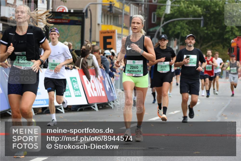 21.09.2025 - PSD Bank Halbmarathon Strokosch-Dieckow http://msf.ph/oto/8944574 21.09.2025 11:48:36 Ziel 1234, 1719, 1987, 2182, 2260, 2415, 2421, 2551, 2561, 2564, 3088, 3288 meine-sportfotos.de