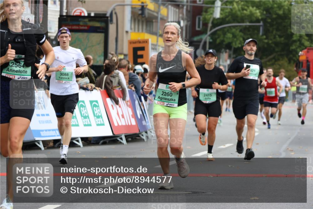 21.09.2025 - PSD Bank Halbmarathon Strokosch-Dieckow http://msf.ph/oto/8944577 21.09.2025 11:48:36 Ziel 1234, 1719, 1987, 2182, 2260, 2415, 2421, 2551, 2561, 2564, 3088, 3288 meine-sportfotos.de
