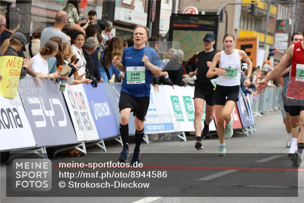 21.09.2025 - PSD Bank Halbmarathon Strokosch-Dieckow http://msf.ph/oto/8944586 21.09.2025 11:48:43 Ziel 1129, 1271, 1719, 1983, 1987, 2004, 2053, 2106, 2214, 2260, 2415, 2419, 2421, 2438, 2445, 2564, 3088 meine-sportfotos.de
