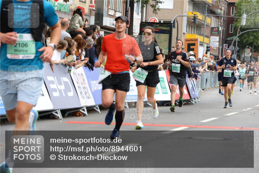 21.09.2025 - PSD Bank Halbmarathon Strokosch-Dieckow http://msf.ph/oto/8944601 21.09.2025 11:48:49 Ziel 1129, 1271, 1983, 1987, 2004, 2053, 2106, 2214, 2307, 2335, 2419, 2438, 2445, 2777 meine-sportfotos.de