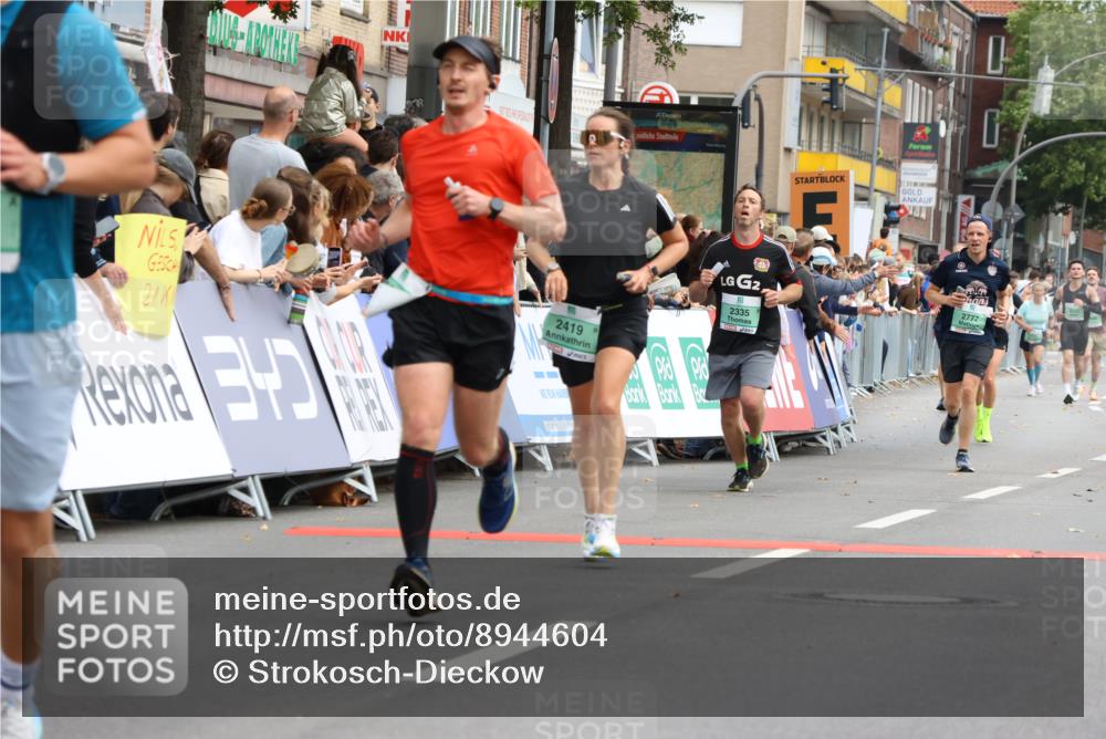21.09.2025 - PSD Bank Halbmarathon Strokosch-Dieckow http://msf.ph/oto/8944604 21.09.2025 11:48:49 Ziel 1129, 1271, 1983, 1987, 2004, 2053, 2106, 2214, 2307, 2335, 2419, 2438, 2445, 2777 meine-sportfotos.de