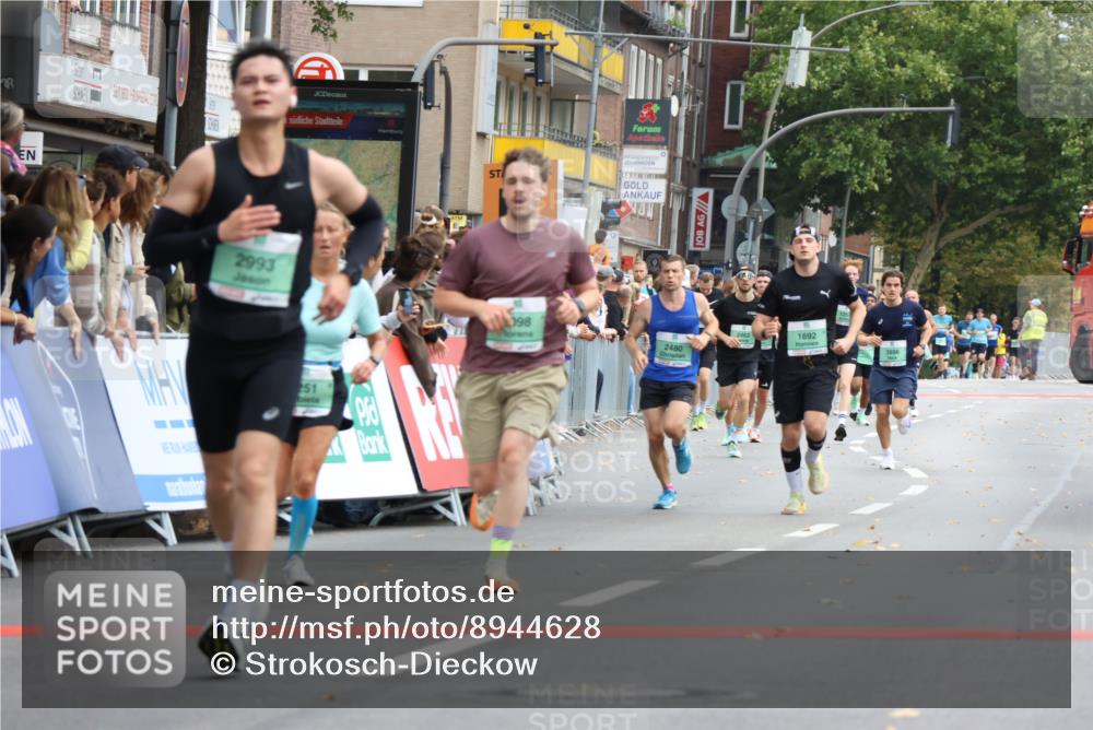 21.09.2025 - PSD Bank Halbmarathon Strokosch-Dieckow http://msf.ph/oto/8944628 21.09.2025 11:49:04 Ziel 1195, 1659, 1692, 2098, 2251, 2480, 2777, 2993 meine-sportfotos.de