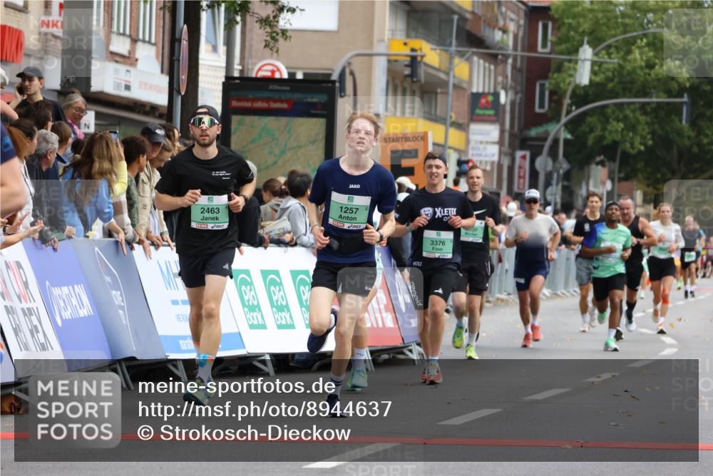 21.09.2025 - PSD Bank Halbmarathon Strokosch-Dieckow http://msf.ph/oto/8944637 21.09.2025 11:49:14 Ziel 1257, 1356, 1692, 2098, 2251, 2463, 2480, 2737, 3376, 3896 meine-sportfotos.de
