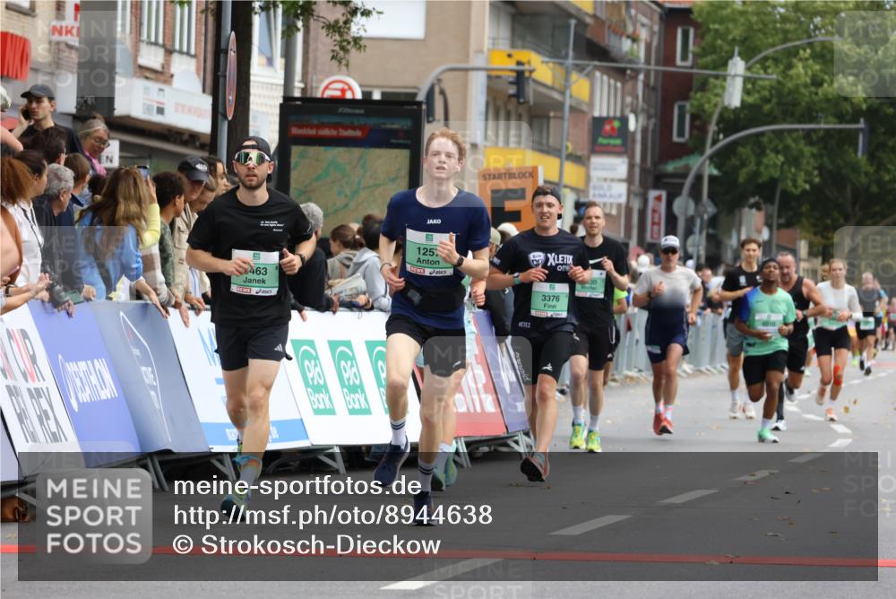 21.09.2025 - PSD Bank Halbmarathon Strokosch-Dieckow http://msf.ph/oto/8944638 21.09.2025 11:49:14 Ziel 1257, 1356, 1692, 2098, 2251, 2463, 2480, 2737, 3376, 3896 meine-sportfotos.de