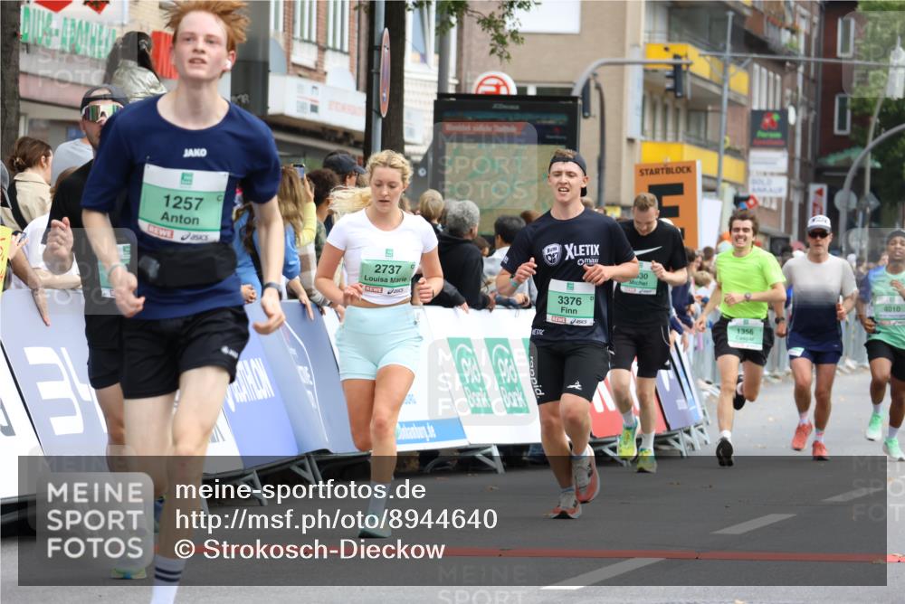 21.09.2025 - PSD Bank Halbmarathon Strokosch-Dieckow http://msf.ph/oto/8944640 21.09.2025 11:49:16 Ziel 1257, 1356, 1692, 2010, 2463, 2480, 2737, 2830, 3376, 3896, 4010 meine-sportfotos.de