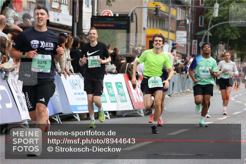 21.09.2025 - PSD Bank Halbmarathon Strokosch-Dieckow http://msf.ph/oto/8944643 21.09.2025 11:49:19 Ziel 1257, 1356, 1692, 2010, 2101, 2322, 2463, 2607, 2737, 2830, 3376, 3896, 4010 meine-sportfotos.de