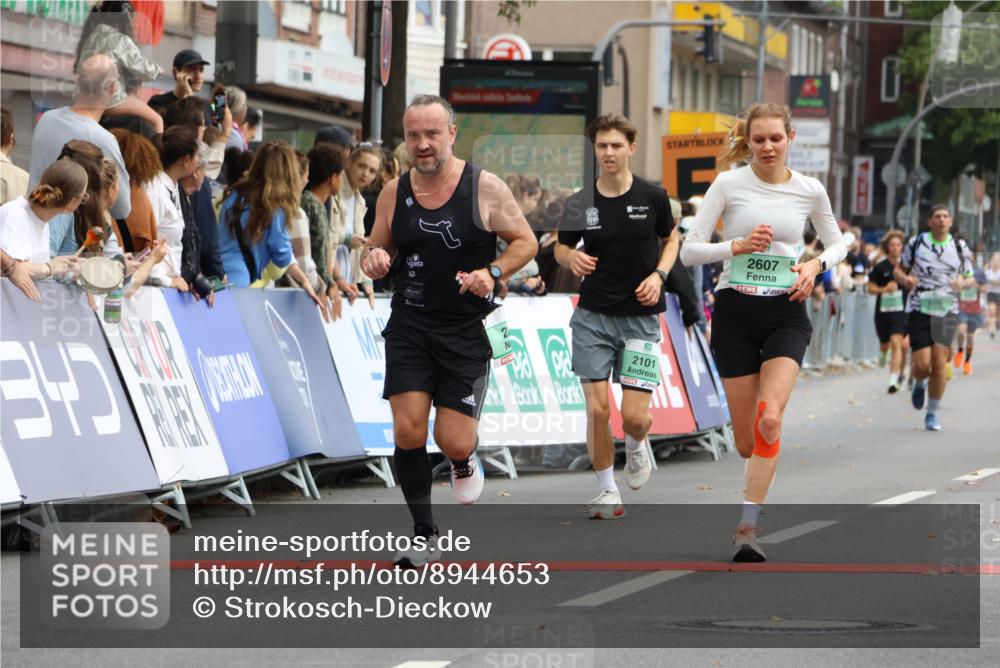 21.09.2025 - PSD Bank Halbmarathon Strokosch-Dieckow http://msf.ph/oto/8944653 21.09.2025 11:49:23 Ziel 1257, 1356, 2010, 2101, 2322, 2463, 2607, 2737, 2830, 3376, 3896, 4010 meine-sportfotos.de