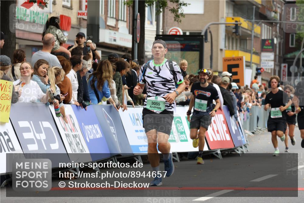 21.09.2025 - PSD Bank Halbmarathon Strokosch-Dieckow http://msf.ph/oto/8944657 21.09.2025 11:49:31 Ziel 1233, 1657, 2010, 2101, 2322, 2376, 2607, 2830, 3055, 4010 meine-sportfotos.de