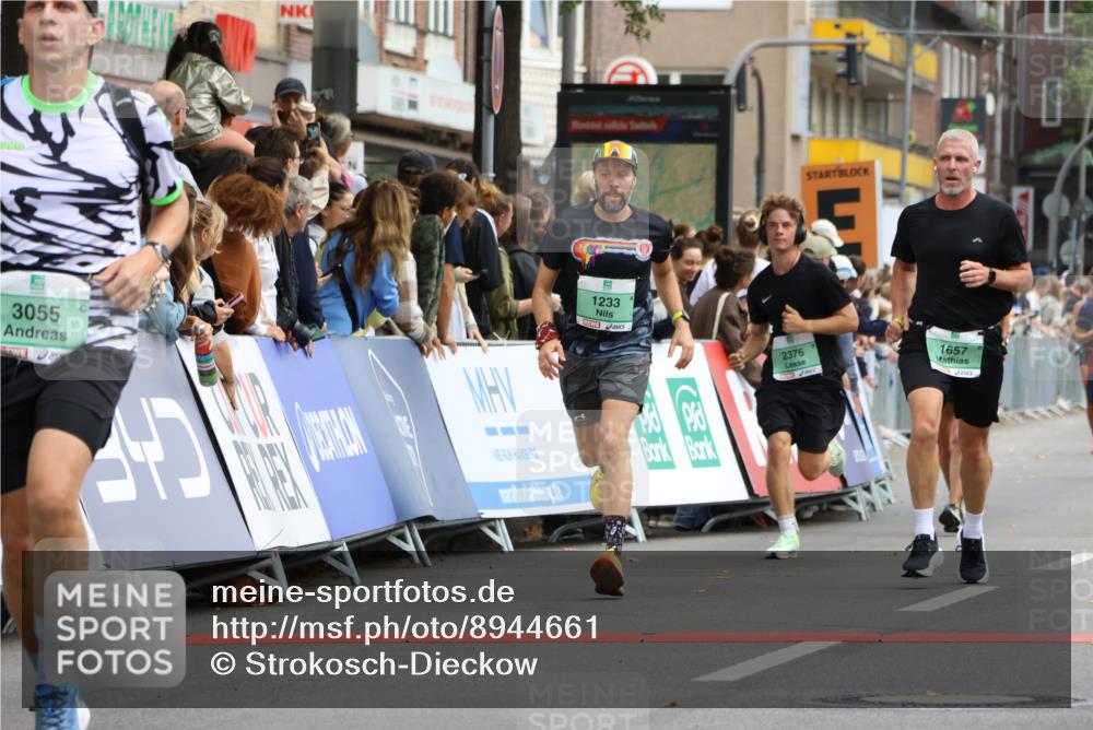 21.09.2025 - PSD Bank Halbmarathon Strokosch-Dieckow http://msf.ph/oto/8944661 21.09.2025 11:49:33 Ziel 1233, 1657, 2101, 2322, 2376, 2589, 2607, 3055 meine-sportfotos.de